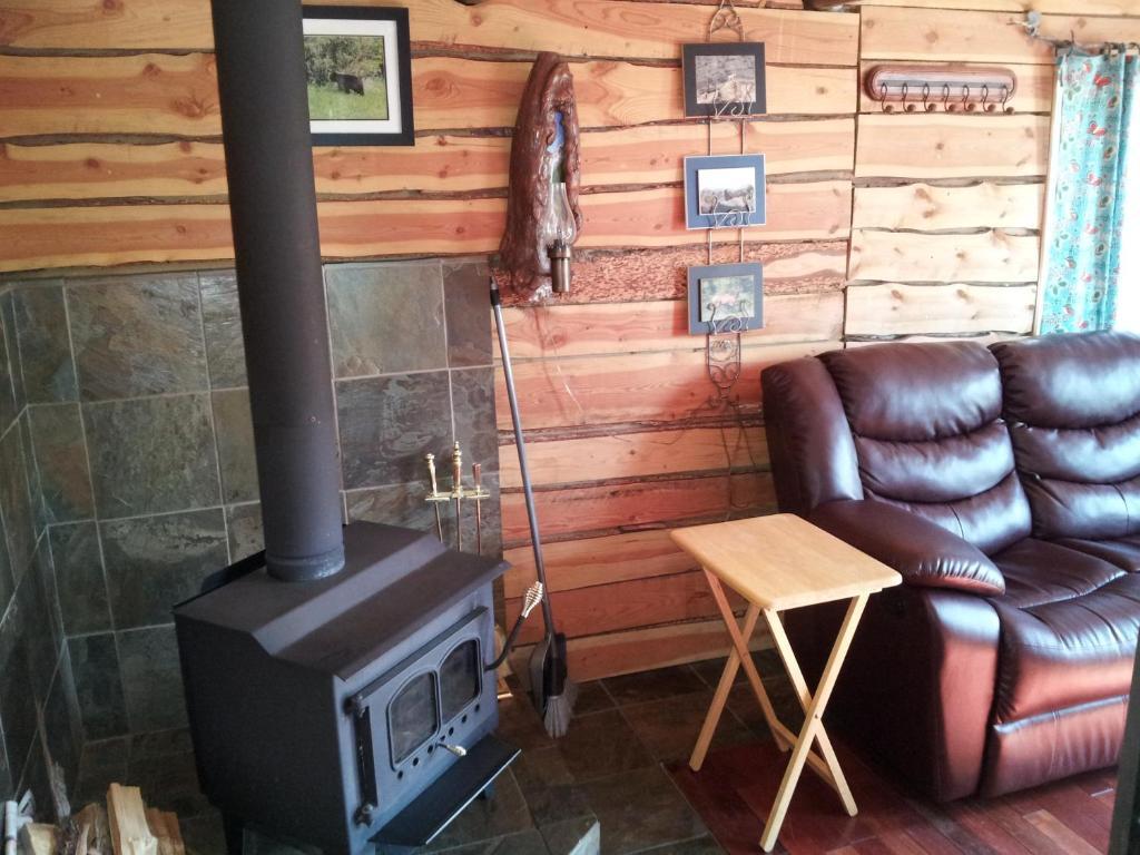 Steamboat Mountain Chalets Spillimacheen Room photo